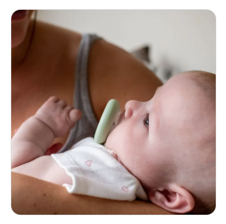 Tommee Tippee Breast-like Soother 0-6 months White - 2 pack - Image 3