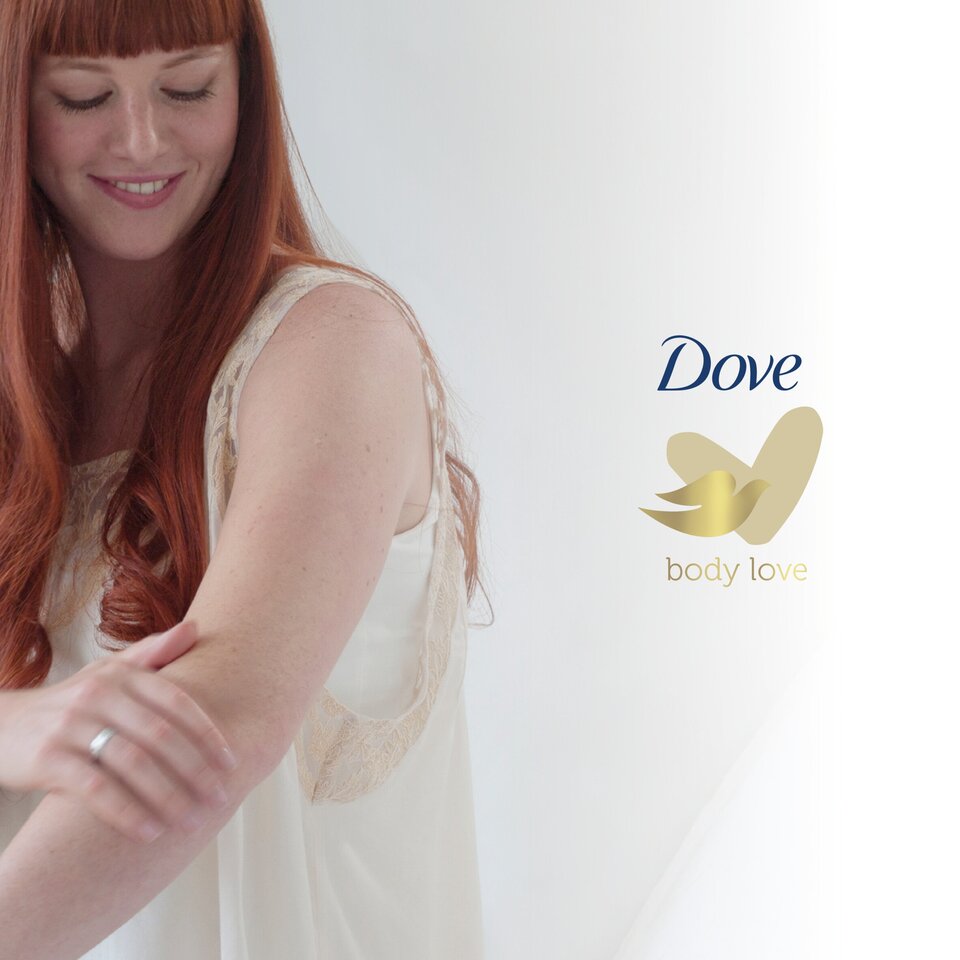 Dove Silky Body Cream Pot 300ml - Image 3