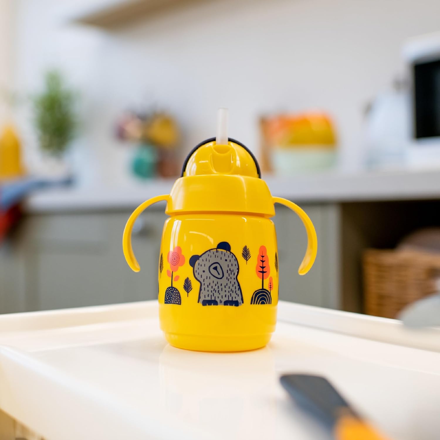 Tommee Tippee Superstar Weighted Straw Cup 6m+, 300ml, Yellow - Image 2